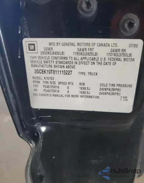 2001 Chevrolet Silverado K1500 из США, поврежденный, VIN 2GCEK19T811115227